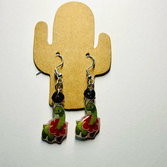 Meganium pokemon earrings - Picture 3 of 3